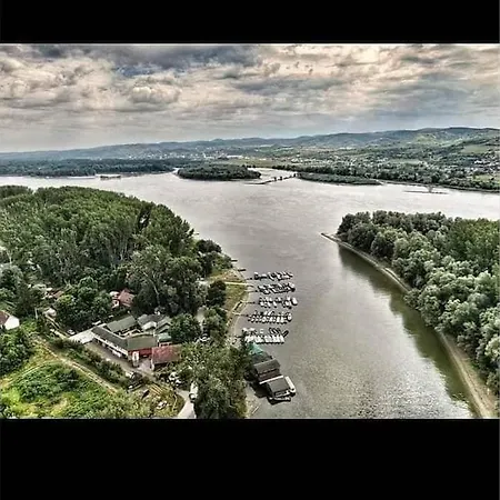 Captain's House By The Danube River Cerevic