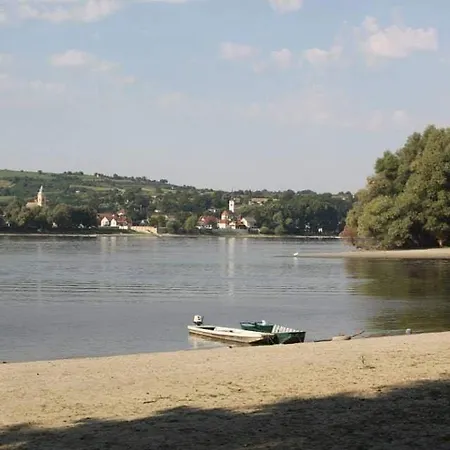 Captain's House By The Danube River Cerevic